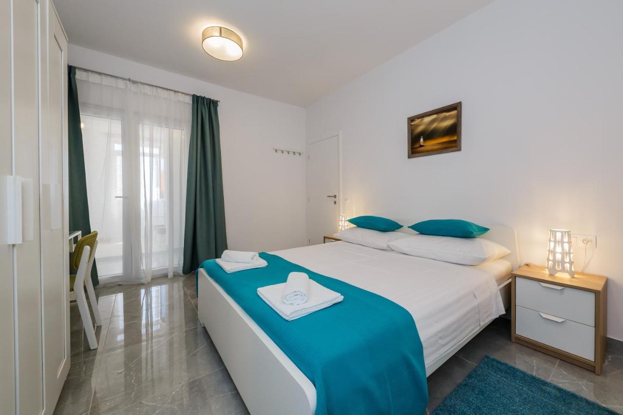 Apartment Ujakovic *