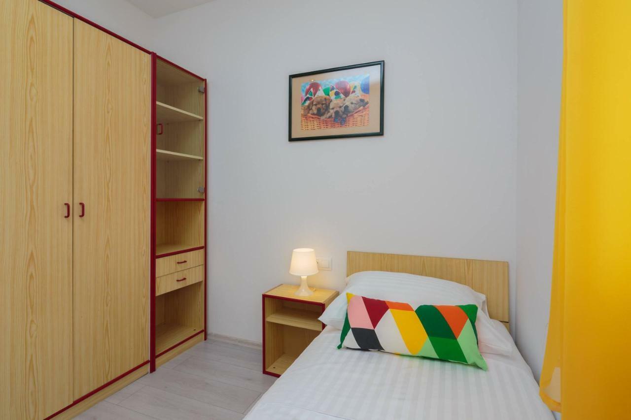 Ujakovic Apartment